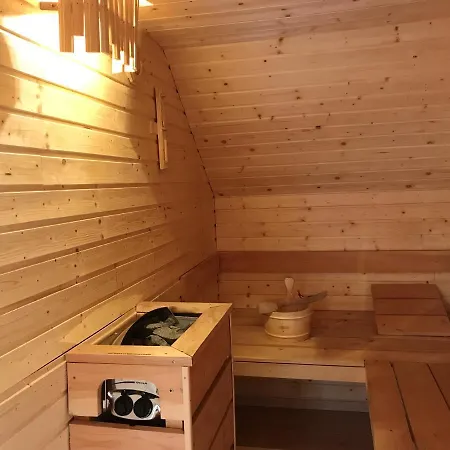 Chalet With 4 Bedrooms In With Private Pool Enclosed Garden And Wifi 8 Km From The Slopes Σαλέ *