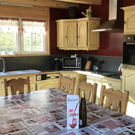 Chalet With 4 Bedrooms In With Private Pool Enclosed Garden And Wifi 8 Km From The Slopes Σαλέ
