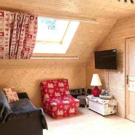 Chalet With 4 Bedrooms In With Private Pool Enclosed Garden And Wifi 8 Km From The Slopes