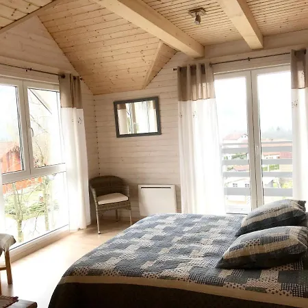Σαλέ Chalet With 4 Bedrooms In With Private Pool Enclosed Garden And Wifi 8 Km From The Slopes Le Ménil